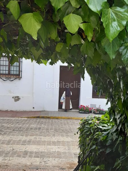 Foto 6da8da5d-ea63-441f-ba7b-40fc220592d4. Edifici a barrio el cortinal 18 a Constantina