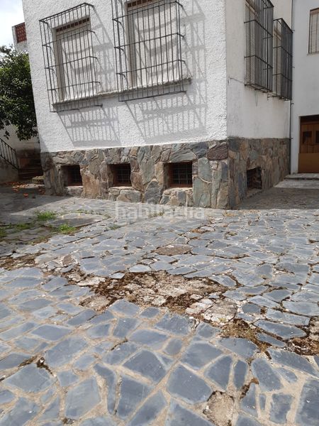 Foto 8531c5ad-25c7-436b-9062-b087881135e7. Edifici a barrio el cortinal 18 a Constantina