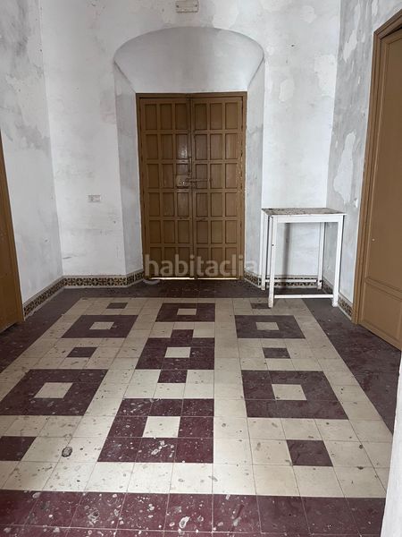 Foto d36e7c59-e1d1-4972-b7a1-c4b51bc3f230. Edifici a barrio el cortinal 18 a Constantina