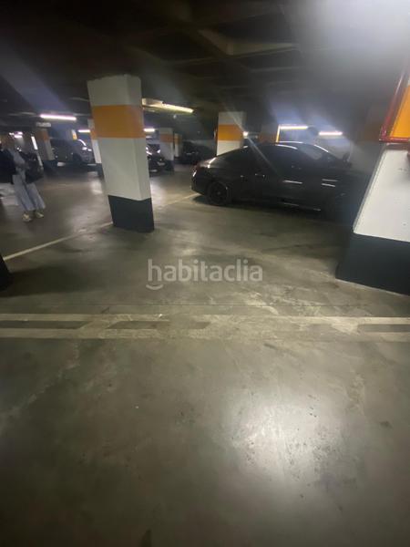 Foto 768f21f9-0054-45e2-b608-433251f3f470. Posto auto in puerta real de españa 389 in Centro - Sagrario Granada