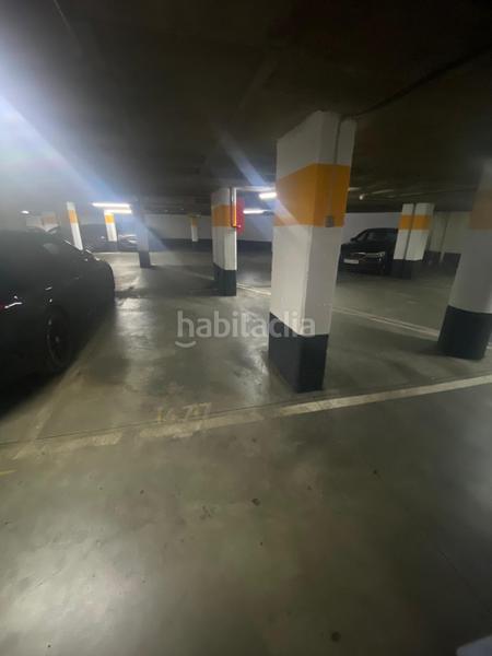 Foto d04f71c8-a1da-444f-a613-52f7ab004185. Posto auto in puerta real de españa 389 in Centro - Sagrario Granada