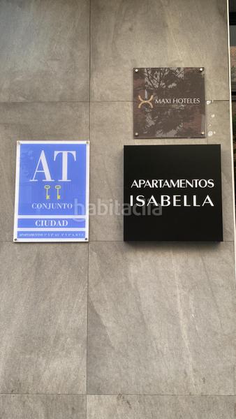 Foto 6c02d93f-304d-47c9-a0d4-e98bc82acf52. Lloguer local comercial a calle pedro antonio de alarcón 87 a Granada