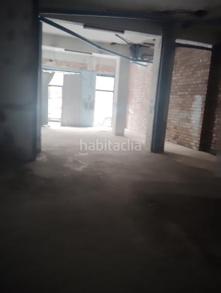 Foto 26172a55-2c6e-4f23-a518-2edff8dc2e48. Location local commercial dans calle pedro antonio de alarcón 87 dans Granada