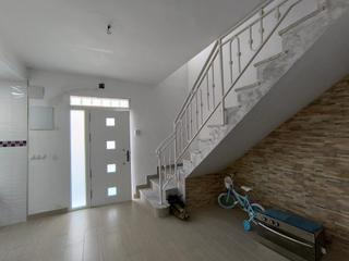 Casa  Barrio rosales. Magnifica casa ubicada en humilladero antequera (malága)