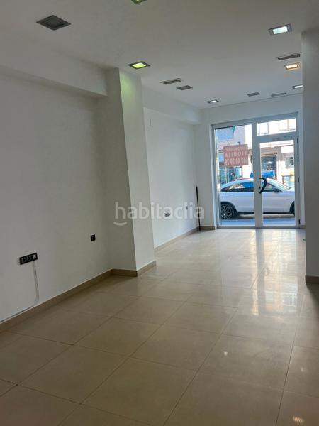 Foto 9a309ef8-ae70-4879-99be-44ee552b0c97. Locale commerciale in avenida de barcelona 9 in Barrio de Zaidín Granada