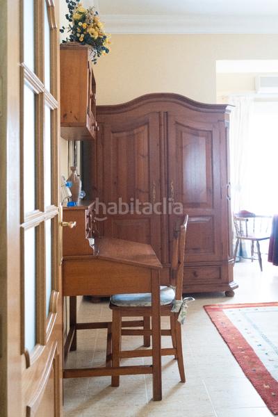 Foto b39d141d-e1e7-4ad6-a3a3-4761e2c25861. Piso en calle gran capitán 17 maravilloso piso en la calle melchor almagro en Granada