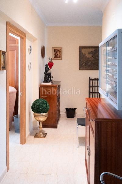 Foto d6975be1-6a23-49a4-a3a0-3b3330c25bc9. Piso en calle gran capitán 17 maravilloso piso en la calle melchor almagro en Granada