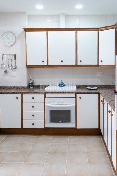Foto 0f1ba584-c6bc-4d31-85dd-9a6707f5bb3c. Piso en calle gran capitán 17 maravilloso piso en venta en calle melchor almagro en Granada