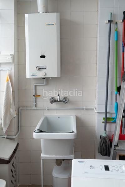 Foto 1894d6a9-331d-4d60-b257-78b5022e332d. Piso en calle gran capitán 17 maravilloso piso en venta en calle melchor almagro en Granada