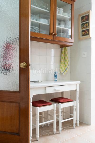 Foto 1c0bc18d-3c96-4eef-8fbe-489c73f4c97a. Piso en calle gran capitán 17 maravilloso piso en venta en calle melchor almagro en Granada