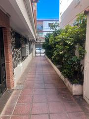 Local Comercial a Calle bikini 7. Magnífico local en venta en almuñecar