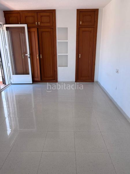 Foto 3d5173da-36a3-41a2-974b-149d0a9f3025. Casa aparellada a calle cuesta godoy 17b a Velilla - Velilla Taramay Almuñécar