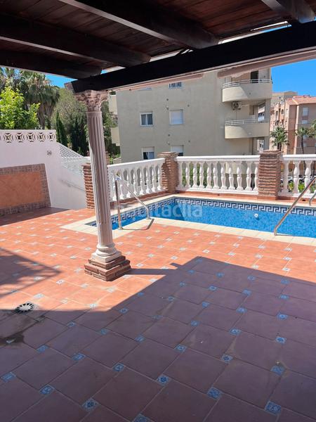 Foto 69e4cebb-9f36-4bfb-a601-e70e572760a0. Casa aparellada a calle cuesta godoy 17b a Velilla - Velilla Taramay Almuñécar