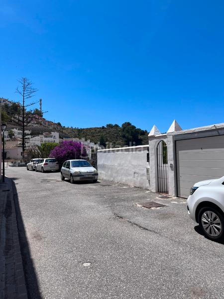 Foto 81b60764-a0ce-4bde-aacc-1a5d0a0f3e74. Casa aparellada a calle cuesta godoy 17b a Velilla - Velilla Taramay Almuñécar