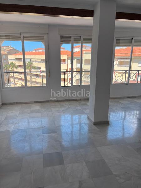 Foto d9386ac6-3860-4c0b-81b7-070c6f60b6f1. Casa aparellada a calle cuesta godoy 17b a Velilla - Velilla Taramay Almuñécar