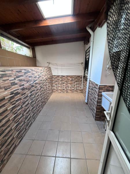 Foto ddbdc53c-e1d7-4255-8f19-740cda6fb2ac. Casa aparellada a calle cuesta godoy 17b a Velilla - Velilla Taramay Almuñécar