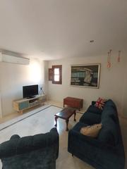 Location Attique  Calle navas 1. Precioso piso en alquiler en pleno centro de granada.