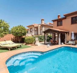 Casa aparellada  Calle brasil 6. Precioso chalet a la venta en la zubia