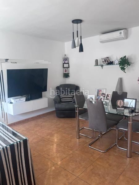 Foto b9c37fdb-8e41-4567-8826-b87321bf6346. Casa in vial de la vega 9 in Belicena Vegas del Genil