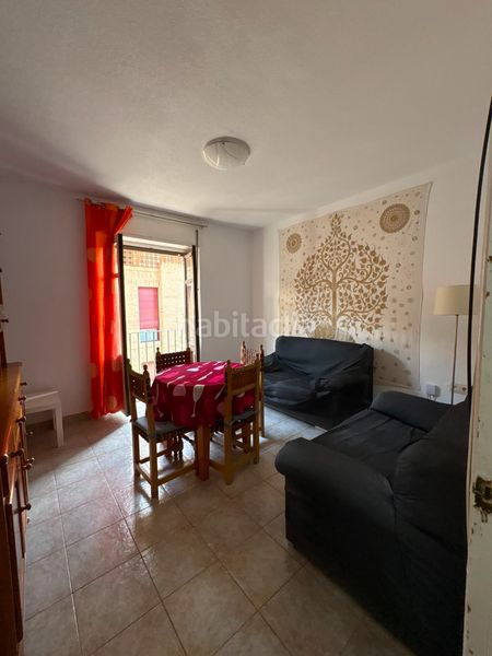 Foto 101f0384-f161-408f-9c84-2d0114ff40b7. Edificio en calle ventanilla 34 edificio en venta en calle ventanilla. en Granada