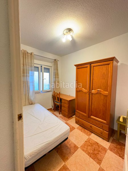 Foto 4bd97f6a-df4d-4de9-a253-efe0b9dd5e43. Edificio en calle ventanilla 34 edificio en venta en calle ventanilla. en Granada