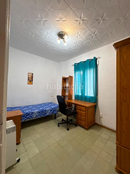 Foto 6e1f4dec-978b-48e0-97a8-15f73e115603. Edificio en calle ventanilla 34 edificio en venta en calle ventanilla. en Granada