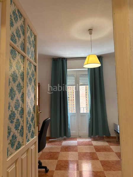 Foto a0587fc9-d98e-4977-9b5b-85303711c7b2. Edificio en calle ventanilla 34 edificio en venta en calle ventanilla. en Granada