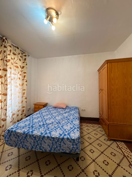 Foto b9096c4e-df9e-4446-81cb-4d6a060befd4. Edificio en calle ventanilla 34 edificio en venta en calle ventanilla. en Granada