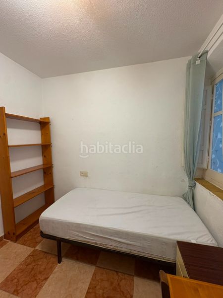 Foto c01556b6-b4a8-4cd6-a731-bfca082229b5. Edificio en calle ventanilla 34 edificio en venta en calle ventanilla. en Granada
