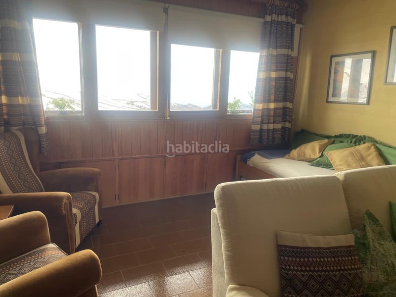Foto 1c372fe1-2515-4b54-9e46-9f36c452a866. Apartament amb xemeneia aparcament a Zona alta Sierra Nevada