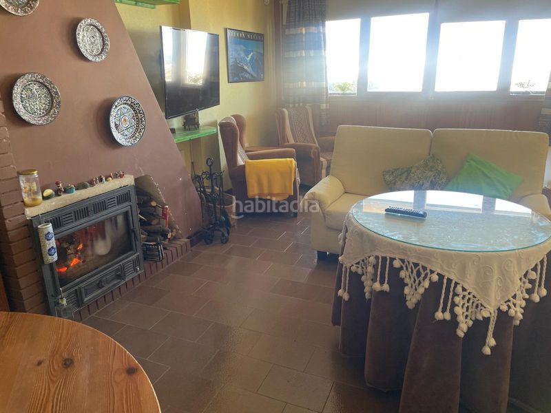 Foto 29ed2f72-81da-40ba-b650-811d6fee2d81. Apartament amb xemeneia aparcament a Zona alta Sierra Nevada