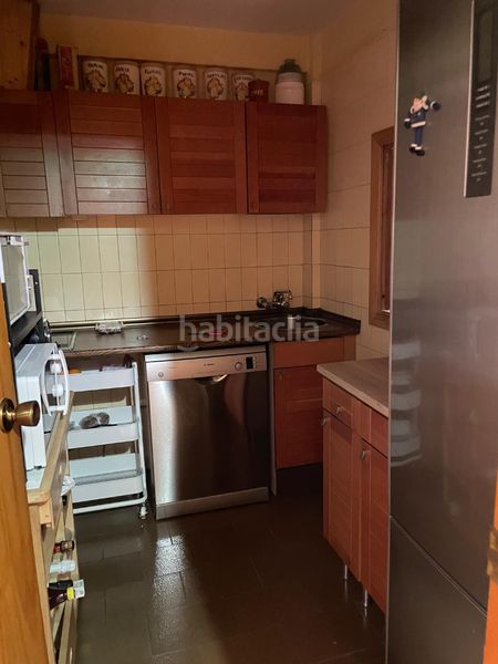 Foto abac6a53-6c08-41d8-80d0-b8e434800f9b. Apartament amb xemeneia aparcament a Zona alta Sierra Nevada