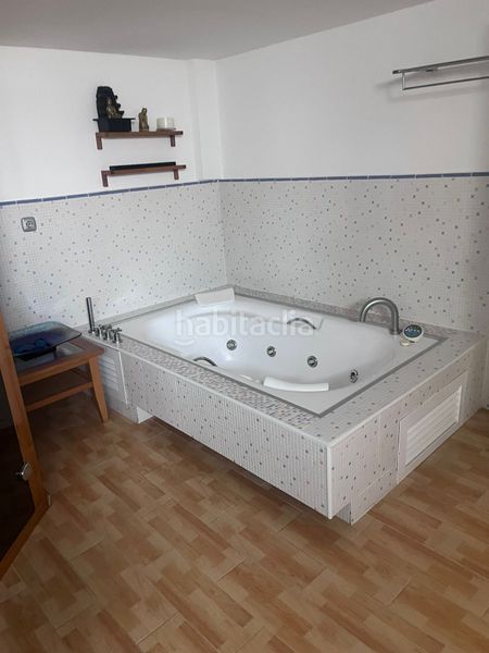 Foto 15e6276c-3908-4d1e-8847-b6e45e3834a1. Casa amb calefacció aparcament piscina a Crta. De la Sierra Granada