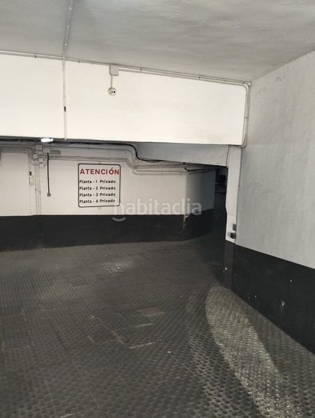 Foto 5214a052-80bc-4cab-be72-4a4715a89c37. Affitto posto auto in calle puente de castañeda 5 in Granada