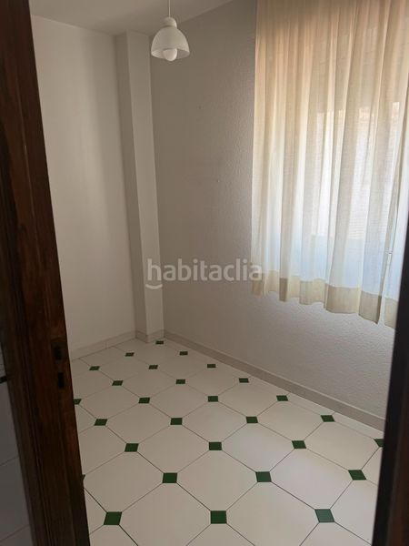Foto a2af8c1f-0ba8-457c-bf07-7c820bb076f9. Lloguer àtic amb aparcament a Centro - Sagrario Granada