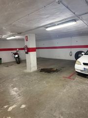 Aparcament cotxe a Centro - Sagrario