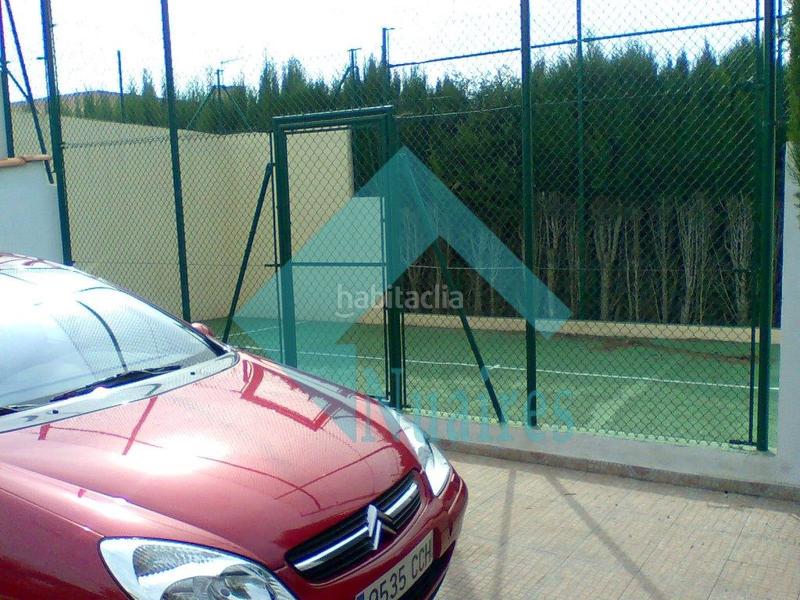 Foto 0334649a-0912-4ee1-8e67-8fa18ffab684. Chalet avec chauffage parking piscine dans El Grao Castellón de la Plana