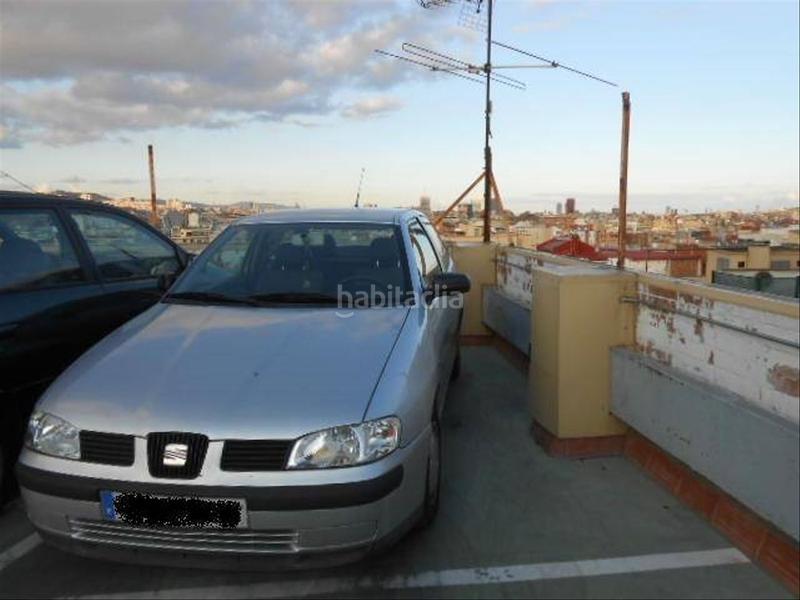 Foto c0b4beb1-f778-44be-b047-97b87ff3f4b7. Parking voiture dans La Torrassa Hospitalet de Llobregat (L´)