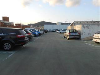 Parking voiture à La Torrassa. Conjunto de plazas parking