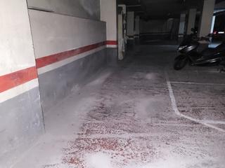 Autoparkplatz in Collblanc. Plaza de parking en venta