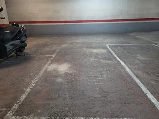 Autoparkplatz in Collblanc