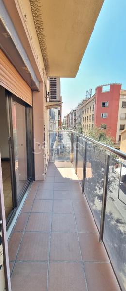 Foto b2a20fbb-f43f-4a6a-bc97-f613f2324df5. Appartement avec chauffage dans Collblanc Hospitalet de Llobregat (L´)