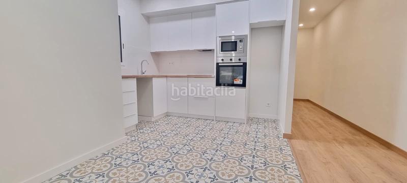 Foto 0cc7d29b-0410-47ef-a464-2f8f944288e7. Pis a El Poble Sec - Parc de Montjuïc Barcelona