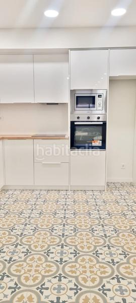 Foto 9d904c5a-59c8-4085-ae82-118961e656b4. Pis a El Poble Sec - Parc de Montjuïc Barcelona