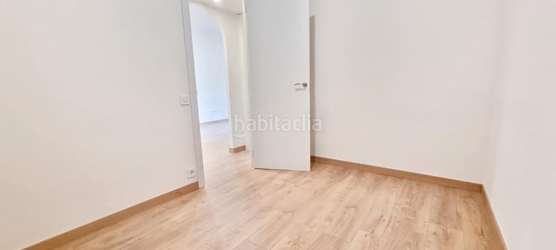 Foto e6f13872-c902-4189-93dc-18da8b11562b. Pis a El Poble Sec - Parc de Montjuïc Barcelona