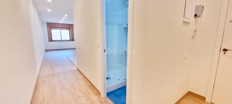 Foto ff085645-fb82-43ce-beda-00c566d54647. Pis a El Poble Sec - Parc de Montjuïc Barcelona