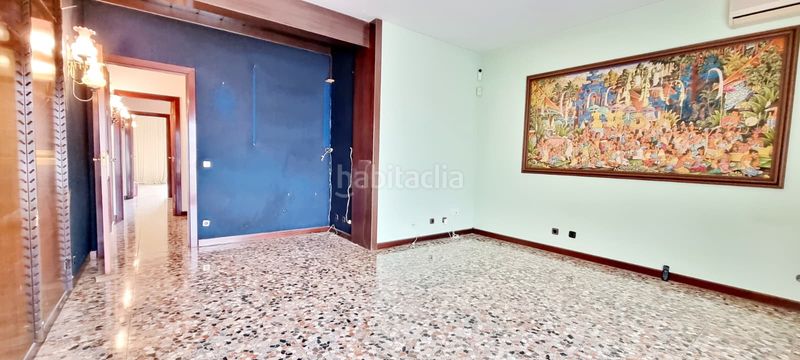 Foto f9b90be6-60ce-44d0-b086-b44ea2ba4723. Pis a Navas Barcelona