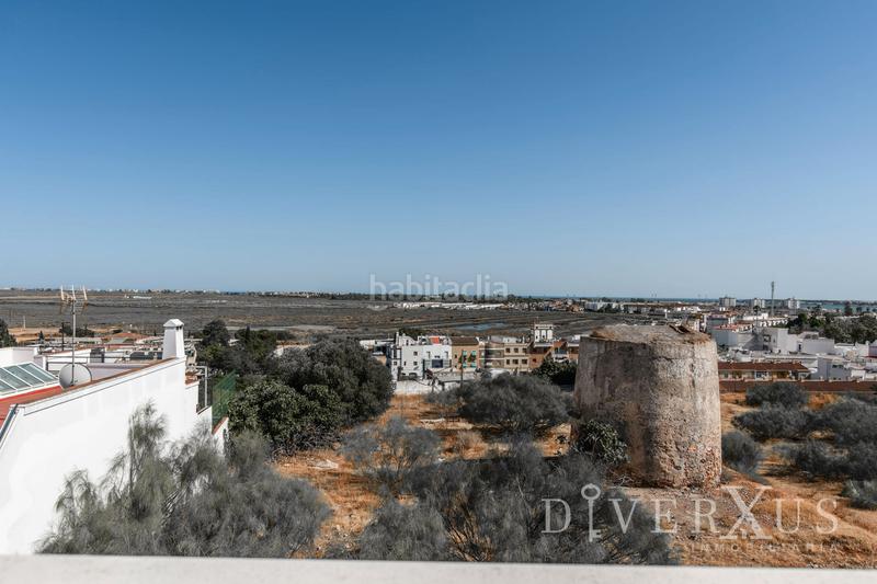 Foto a34bc445-853a-46b3-a598-f10404c54ffe. Casa adossada a bachiller carrasco 84r a Ayamonte ciudad Ayamonte