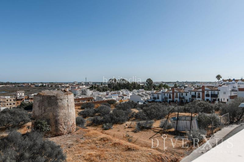 Foto ca69625b-7c28-4725-ab63-c399bb18051b. Casa adossada a bachiller carrasco 84r a Ayamonte ciudad Ayamonte