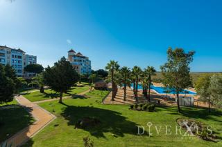 Apartamento en Avenida playa de la 13a. Oportunidad